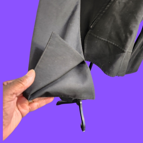 Hugging Kisses Black Blazer with Asymmetrical Zip - XL - Picture 4 of 5